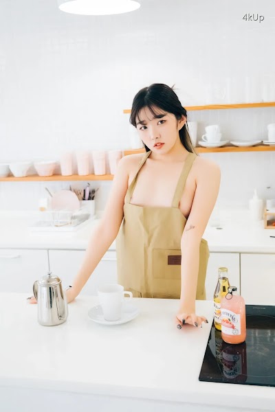[Loozy] Sonson (손손) Nude Apron
