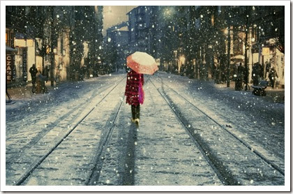 City-snowing-Wallpaper-Photography-Mood