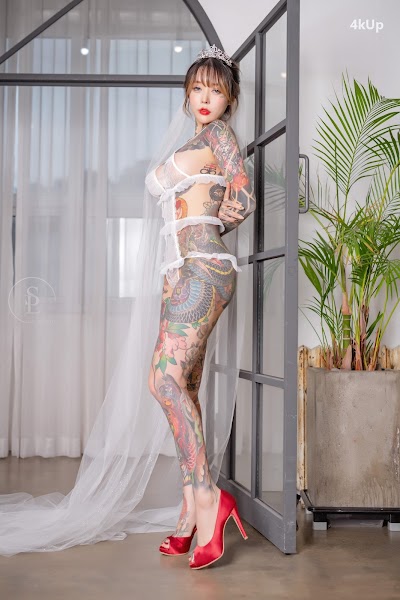 SAINT Photolife – YoKo Vol.01 & Cat Bride