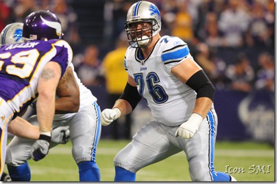 26 Sept 2010: Detroit Lions left tackle Jeff Backus looks to pick up his block against the Minnesota Vikings' Jared Allen at Mall of America Field in Minneapolis, Minn.