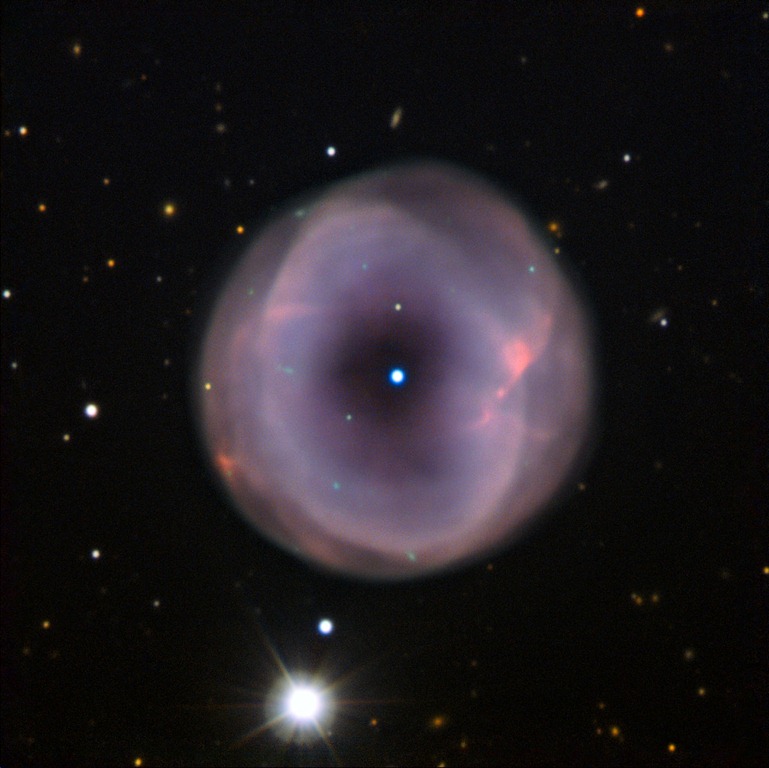 [nebulosa%2520planet%25C3%25A1ria%2520IC%25205148%255B4%255D.jpg]