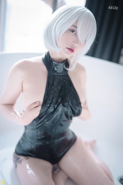 [BLUECAKE] Son Ye-Eun (손예은) 2B RED (+RED.Ver)