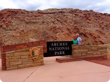 arches sign
