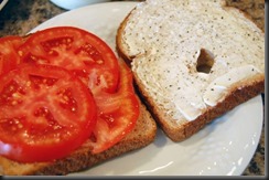 tomato-sandwich-open-1024x680