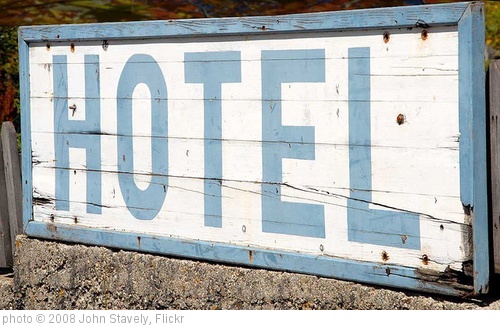 'Hotel sign' photo (c) 2008, John Stavely - license: http://creativecommons.org/licenses/by-nd/2.0/