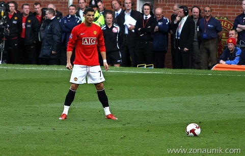 [Tendangan%2520Bebas%2520terhebat%255B3%255D.jpg]