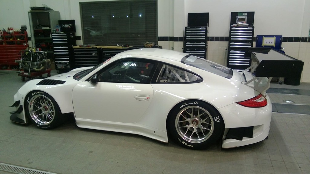 [2013_Divers_911GT3R_2013_Trackspeed%255B3%255D.jpg]