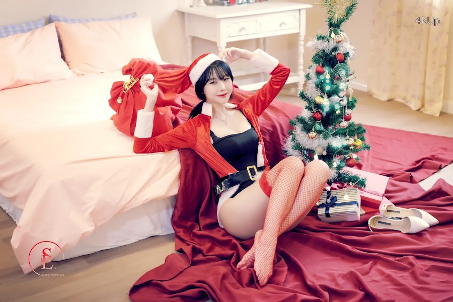 SAINT Photolife – Yuna (유나) Vol.24 Merry Yuna’s Xmas