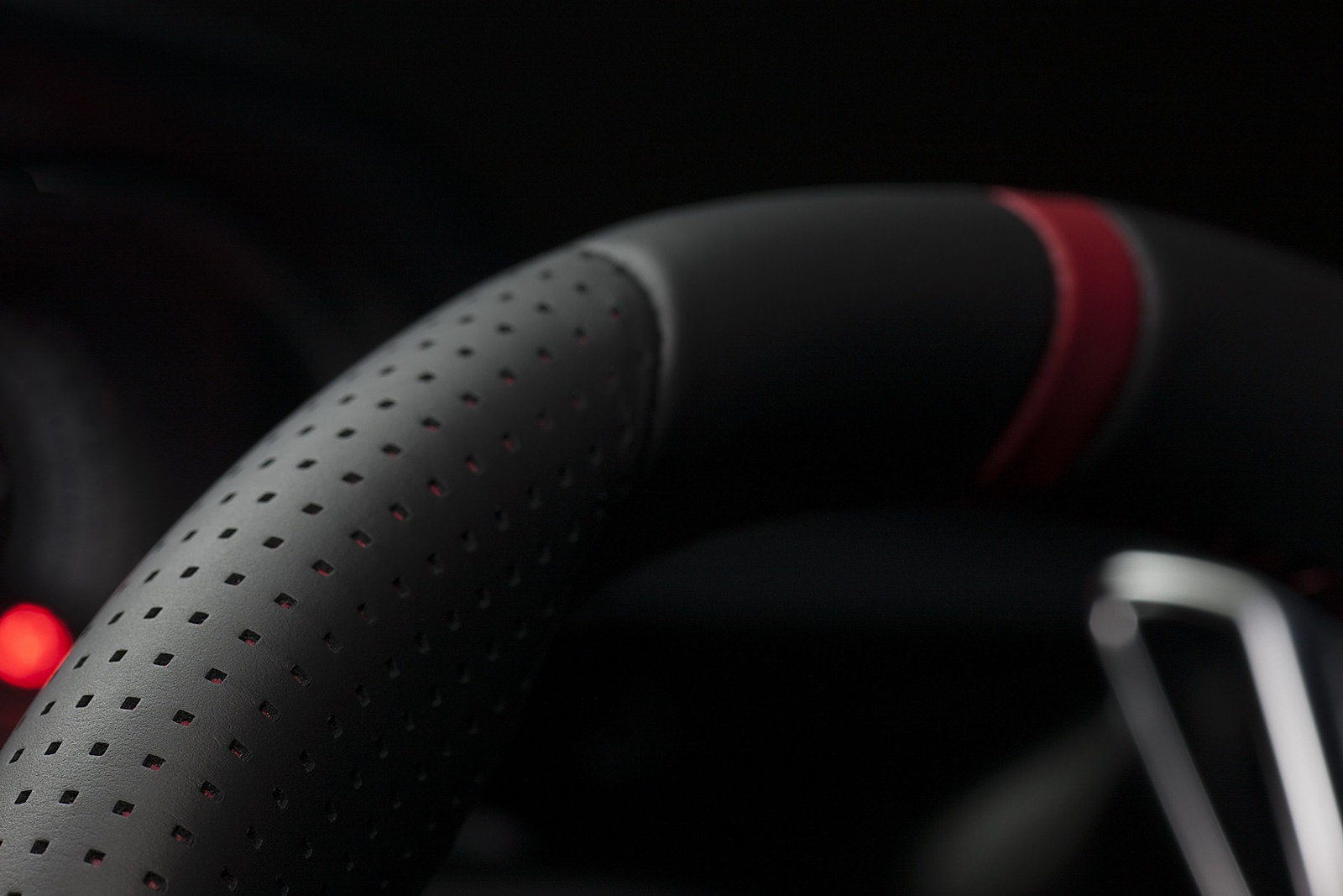 [2013-Peugeot-208-GTi-15%255B2%255D.jpg]