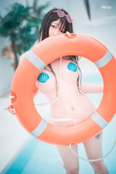 DJAWA Photo – Aram – Poolside Summer