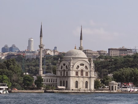 05. Moschee Dolmabahce.JPG