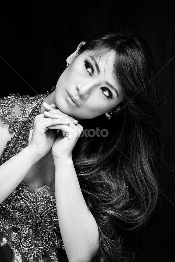 Black & White by IMAGHERY PHOTOWORK - People Portraits of Women
