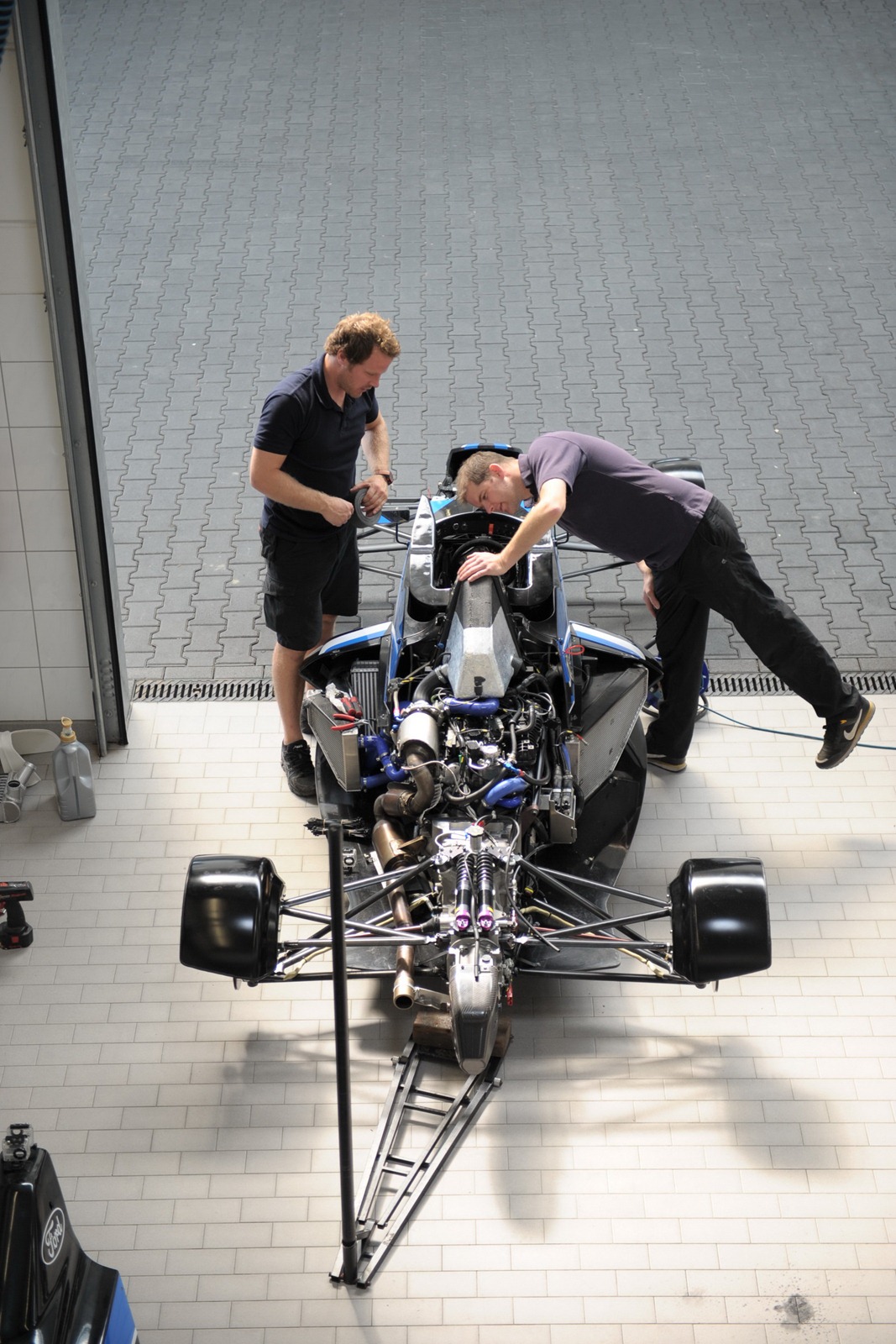 [Ford-EcoBoost10L-29%255B2%255D.jpg]