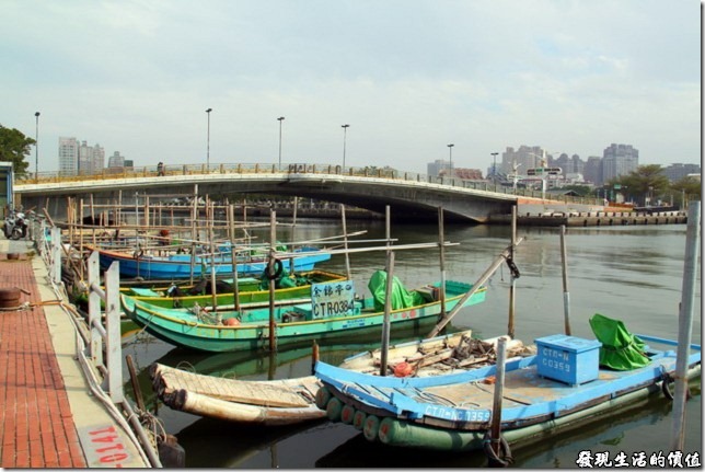 台南-運河博物館。過了「安億橋」之後就是安平漁港碼頭。