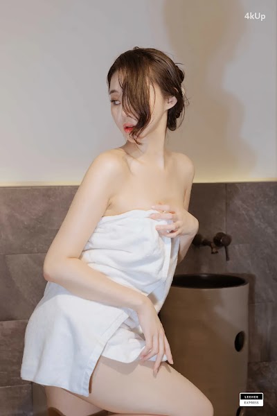 LEEHEE EXPRESS – LEHF-121 Inah (이나)