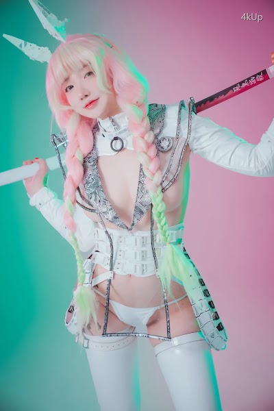 DJAWA Photo – Son Ye-Eun (손예은) Cyber Hunter Mitsuri