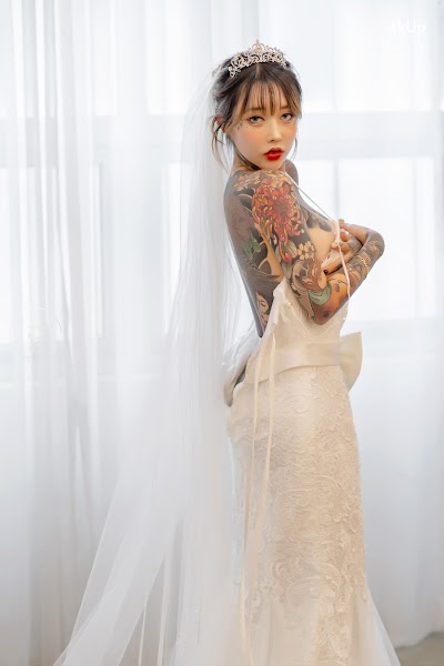 SAINT Photolife – YoKo Vol.01 & Cat Bride