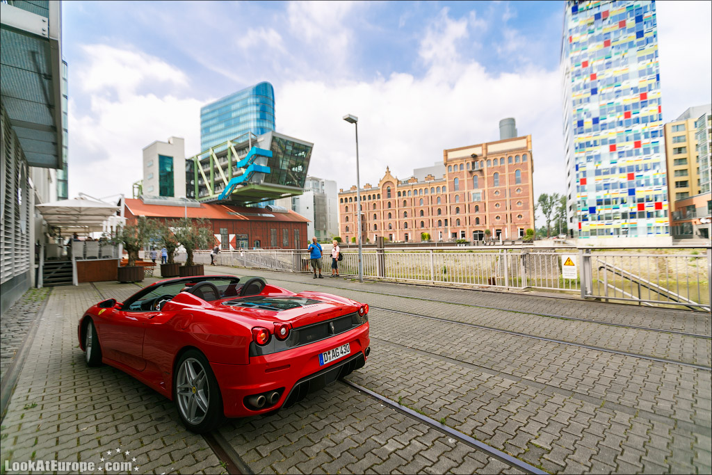 LookAteurope.com: Евротур. Архитектурный зоопарк Дюссельдорфа