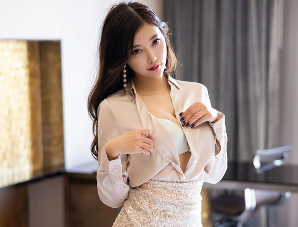 XIUREN No.2024 Yang Chen Chen (杨晨晨sugar)