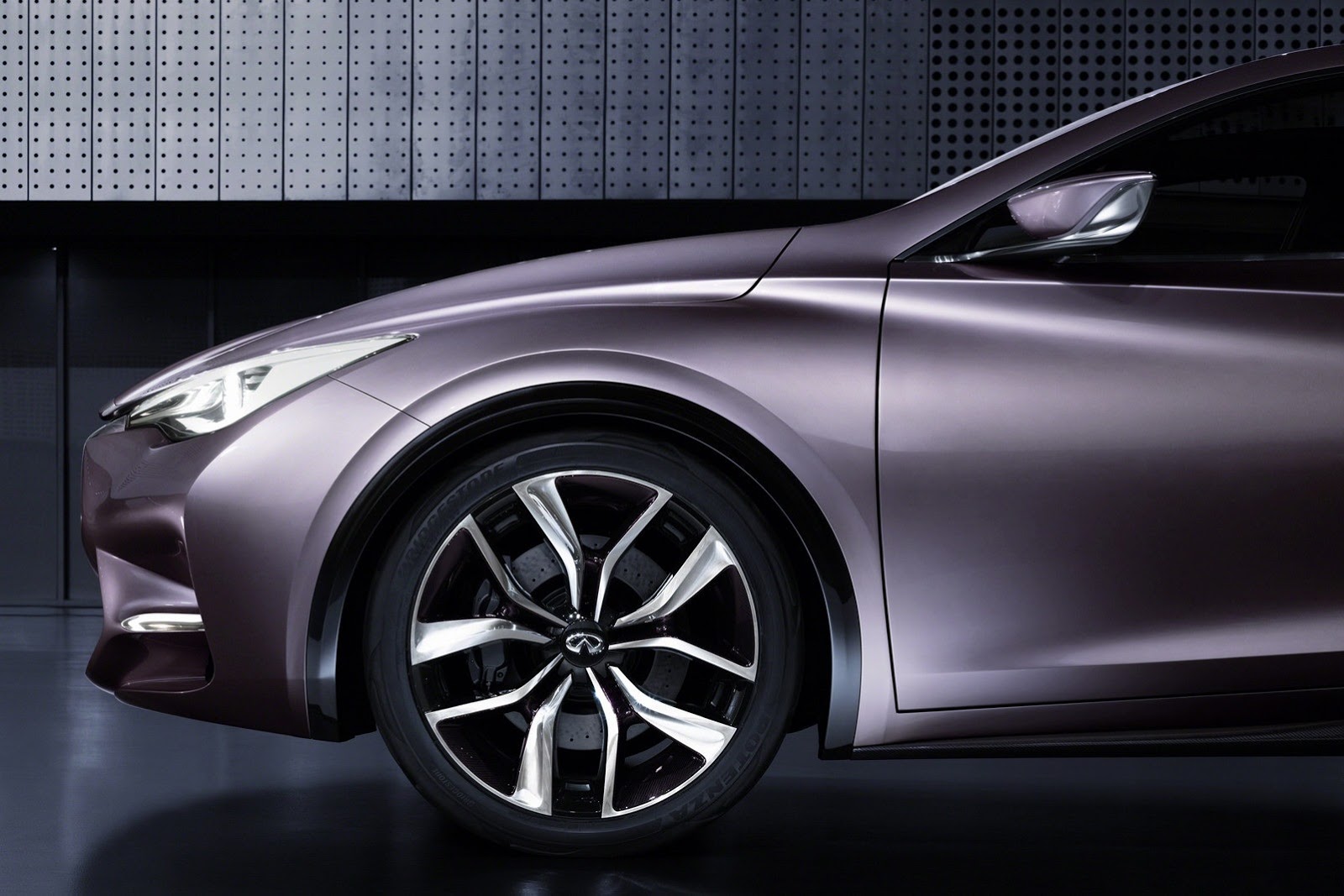 [Infiniti-Q30-Concept-29%255B2%255D.jpg]