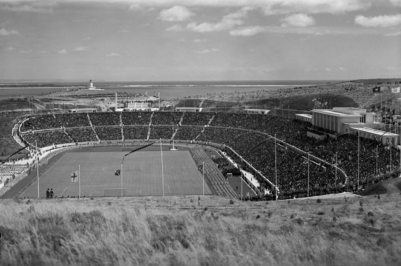 [Est%25C3%25A1dio%2520Nacional.26%255B5%255D.jpg]