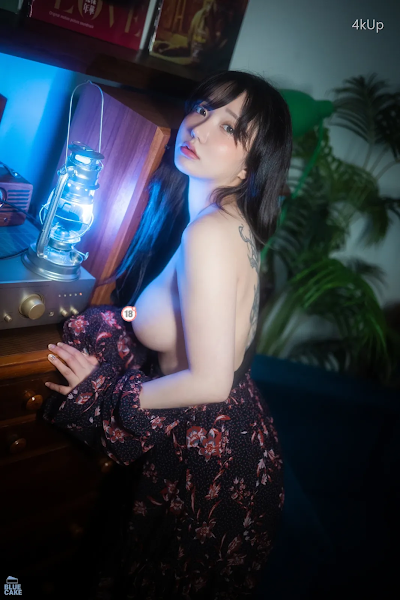 [BLUECAKE] Son Ye-Eun (손예은) Nothing RED+ Uncensored
