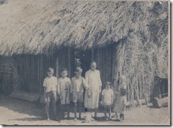 1930-Vó paterna -casa de palha fzda0001