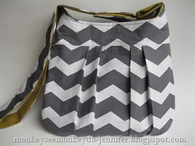 gray and yellow chevron pleated bag (13)