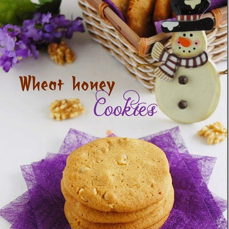 Eggless wheat honey cookies
