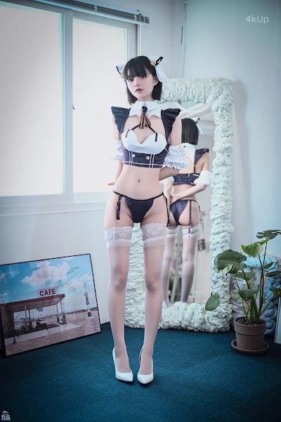 [BLUECAKE] Jeong Jenny (정제니) Maid Cosplay