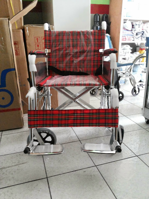 Kursi roda alumunium murah dan  ringan zata medical 4