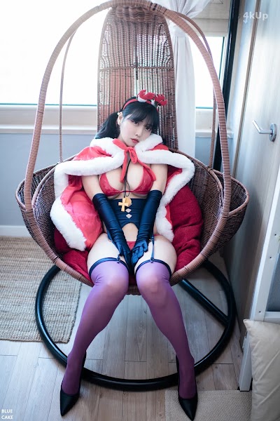 [BLUECAKE] Song Hana (송하나) XMas Figure