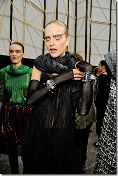 Chanel-sequined-eyebrows-12