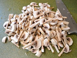3 sliced mushrooms04