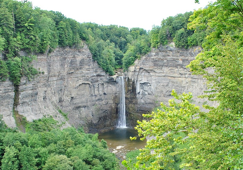 [03d%2520-%2520North%2520Rim%2520Trail%2520-%2520View%2520of%2520Taughannock%2520Falls%2520from%2520the%2520North%2520Rim%255B2%255D.jpg]