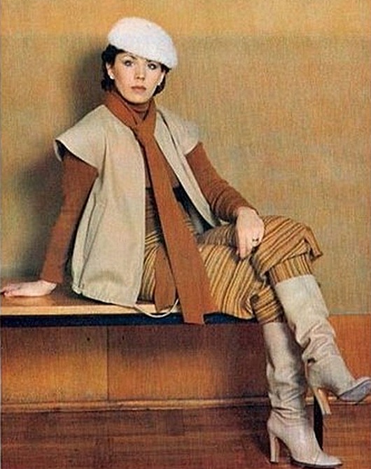 74241380_fashion_and_time_ussr_1979_09