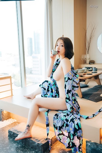 [Loozy] Son Ye-Eun (손예은) Lover in Hotel