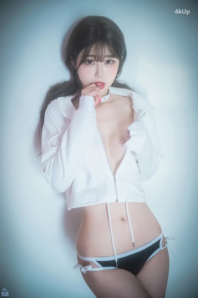[BLUECAKE] Jung Eun Dazzling No.1
