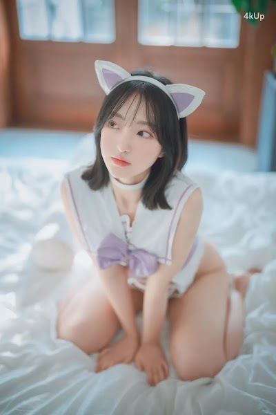 DJAWA Photo – HaNari (하나리) “Snow Cat #3”