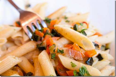 Italian meat sauce pasta