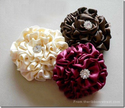 How-to-make-ribbon-flower-hair-accessories-1