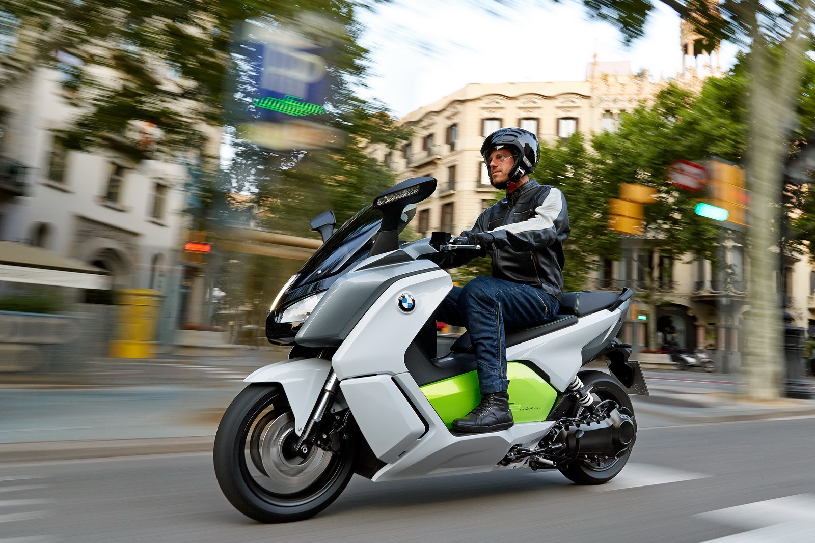 [BMW-Electric-Scooter-24%255B2%255D.jpg]