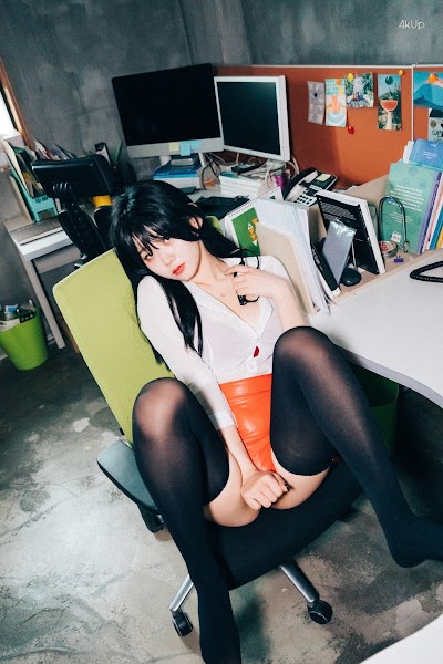 [Loozy] Zia (지아) – Office slave Part2