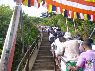 Adams-Peak-2014-by-Ruwan-Dileepa--le%25255B163%25255D.jpg