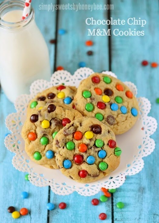 Chocolate-Chip-MM-Cookies