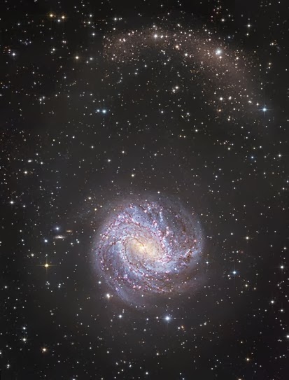 estrelas e galáxia M83