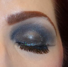 Wearing SEPHORA Mini Glitter eyeliner in Evening Blue