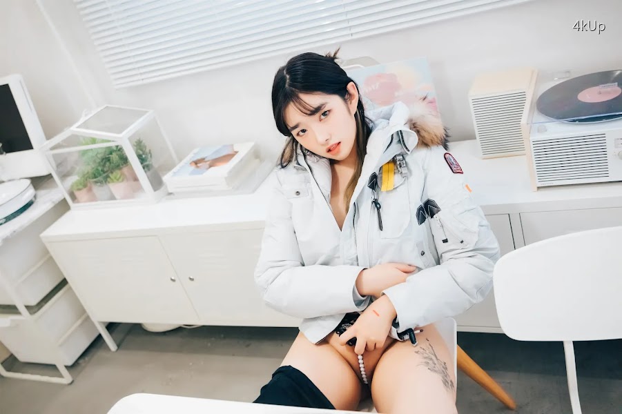 [Loozy] Sonson (손손) Nude Apron