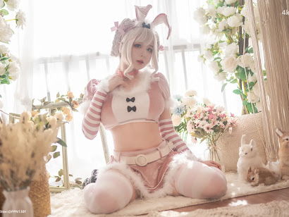 Coser@皮皮奶可可爱了啦 粉色兔兔