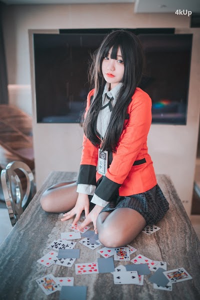DJAWA Photo – Jeong Jenny (정제니) Gambling with Yumeko